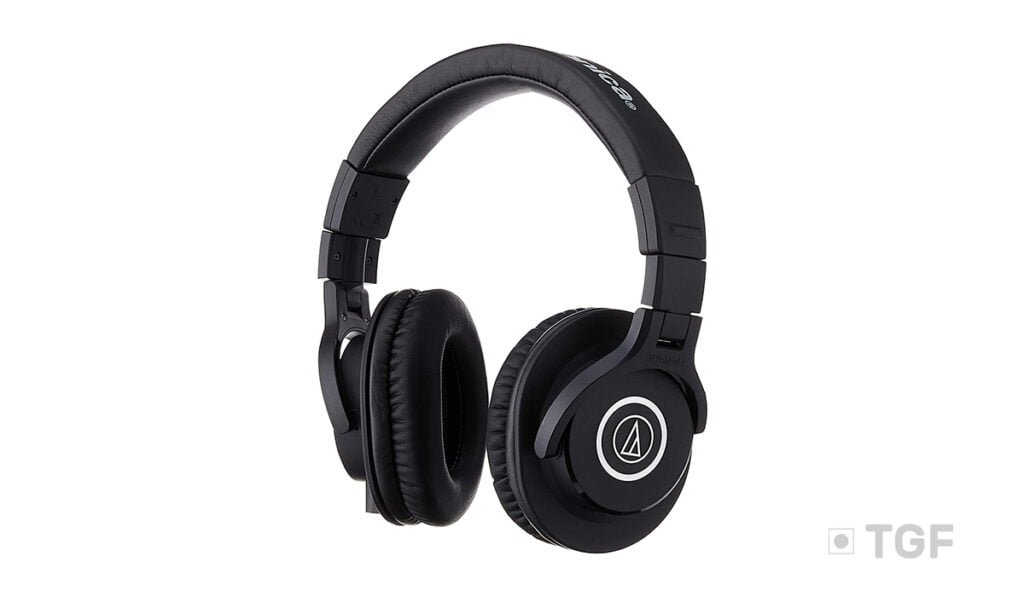 Audio-Technica-ATH-M40x-Professional-Studio-Monitor-Headphone