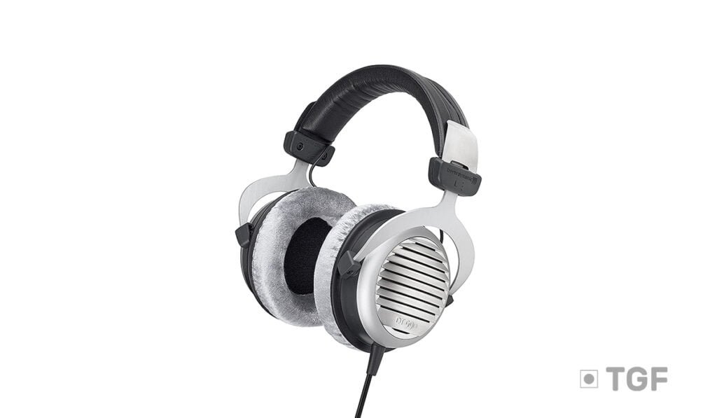 beyerdynamic-DT-990-Premium-Edition-250-Ohm-Over-Ear-Stereo-Headphones