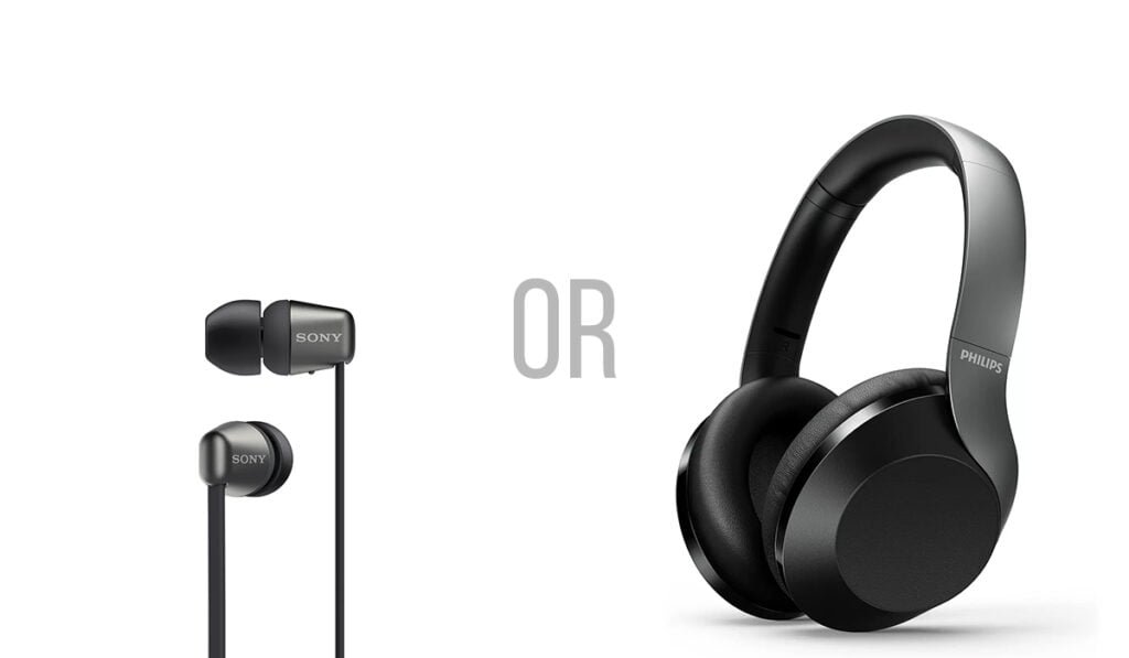 In-ear-headphones-vs-Over-ear-headphones